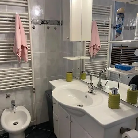 Apartment Helios - Self Check In, Strict Center Eszék Kültér fotó