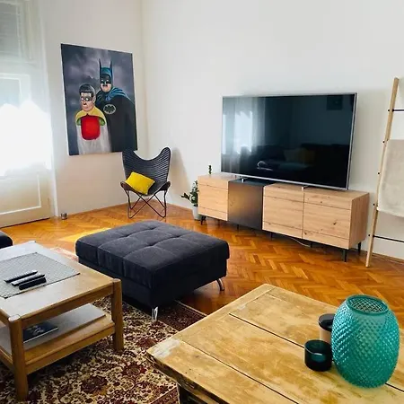 Apartment Helios - Self Check In, Strict Center Eszék Kültér fotó